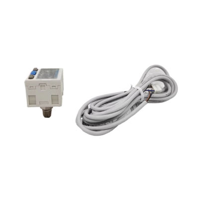 ZSE30AF-01-P SMC Digital Pressure Switch Komposisi Tekanan R1/8 2-Color Display PNP Open Collector 1 Output