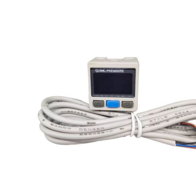ZSE30AF-01-P SMC Digital Pressure Switch Komposisi Tekanan R1/8 2-Color Display PNP Open Collector 1 Output