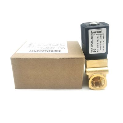 00137538 6013 Tipe biasanya tertutup 2.0 Aliran Lubang FKM Seal 8W Burkert Solenoid Valve
