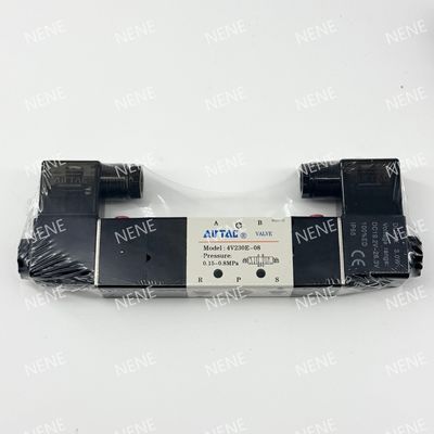 Solenoid Valve 4V330C-08 AIRTAC Untuk Udara 0,15 hingga 0,8 MPa 21 hingga 114 Psi Udara Cairan