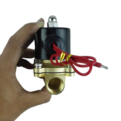 G1/2 Port Size Light Oil Valve with Round Coil Brass Body Material Pilihan ideal untuk pengaturan aliran yang akurat dalam peralatan pengolahan minyak