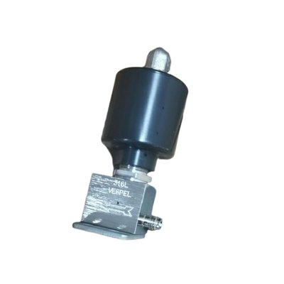 1/2 ''Ukuran Port Piston Pilot Dioperasikan Katup Solenoid Pneumatik 8.7BAS080B04 2/2 Biasanya Tertutup Ukuran Lubang 8mm