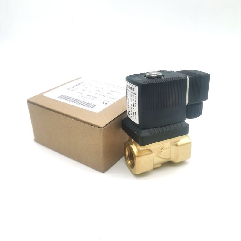 AC220V 00126219 Solenoid Valve Burkert AC220V 6014 C Biasanya Ditutup G1/8 1.5 Aliran Lubang 8W Baja tahan karat Tubuh katup 0~16bar