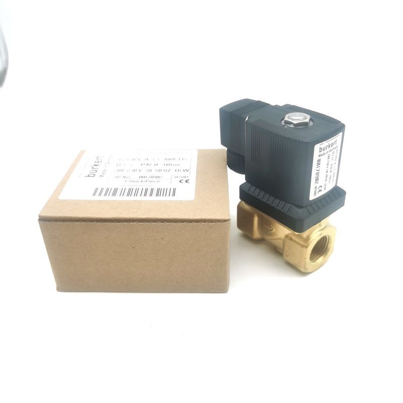 00126204 6014 D Sabuk Solenoid Valve Burkert Biasanya Terbuka G1/8 2.5 Aliran Lubang AC220V 8W