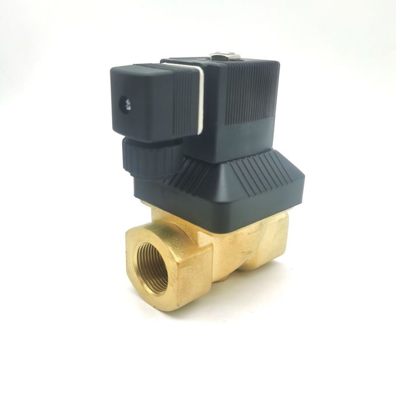Katup Kontrol Solenoid Burkert 00125367 6014 C Koneksi Pelat Bawah Kerja Langsung Biasanya Tertutup 2.0 Lubang Aliran DC24V 8W Badan Katup Kuningan 0 ~ 10bar