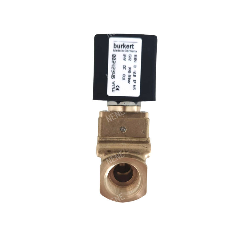 00126162 6014 D katup solenoid burkert Aksi langsung Sambungan plat bawah Biasanya terbuka 2.0 lubang aliran AC24V 8W Brass katup tubuh 0 ~ 10bar