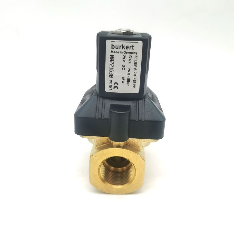 Flange Type BURKERT 00134245 6013 Type Bottom Plate Connection Biasanya tertutup