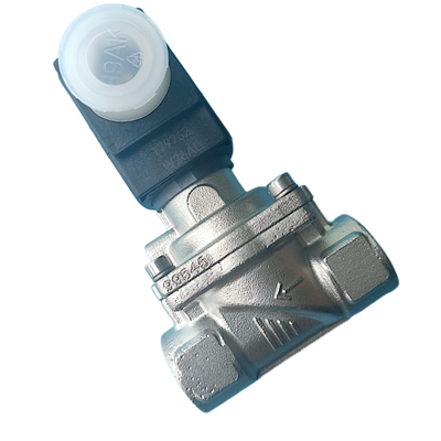FKM Segel 2 Posisi 2 Way NC Servo Diafragma Solenoid Valve Burkert 6281 Seri G1 1/2 Ukuran Pelabuhan Korosi tahan tahan tahan 40mm Housing
